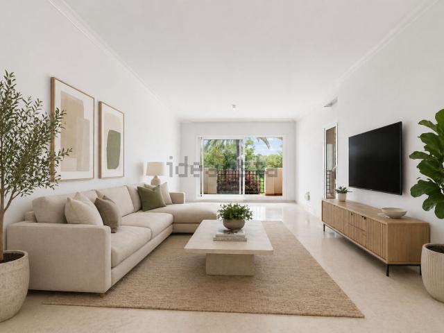 Piso, Green Hills Las Cumbres de Elviria, Marbella