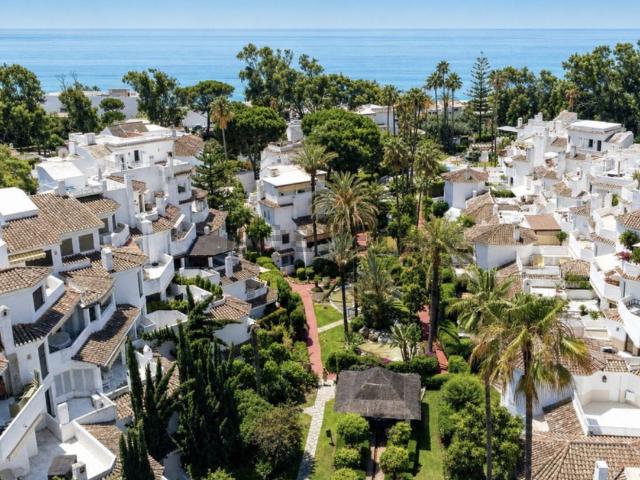 Piso, Green Hills Las Cumbres de Elviria, Marbella