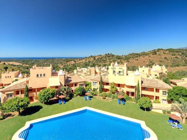Piso, Green Hills Las Cumbres de Elviria, Marbella