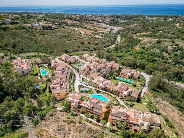 Piso, Green Hills Las Cumbres de Elviria, Marbella