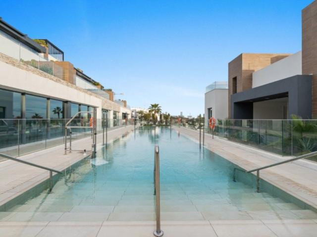 Piso, Hacienda Las Chapas, Marbella