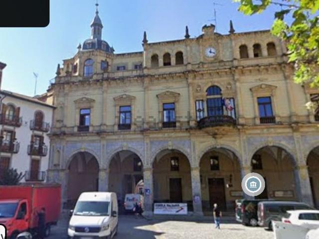 Piso, Hernani