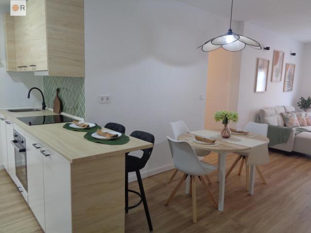 ¡Piso ideal para estudiantes en zona Salesianos!