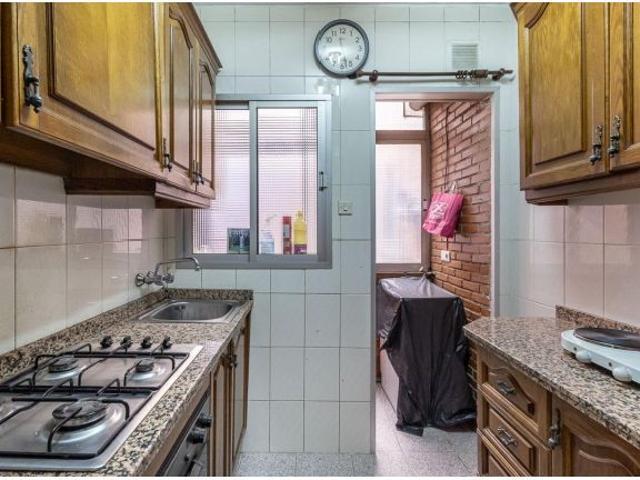 PISO JUNTO A HIPERCOR