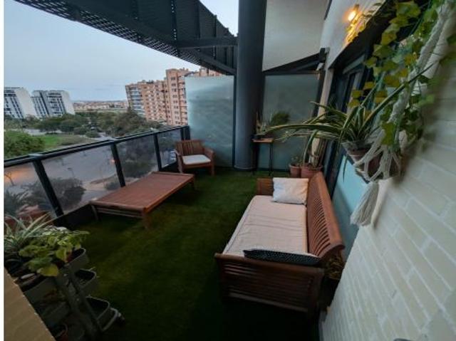 Piso junto a Plaza Juan Pablo II Paus Alicante