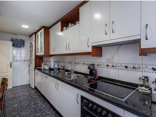 Piso junto Fontiveros con garaje