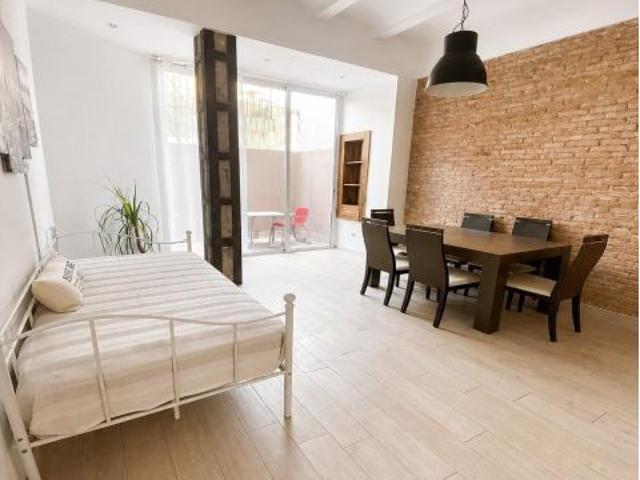 Piso luminoso de 75 m2 con terraza interior en Zaidia