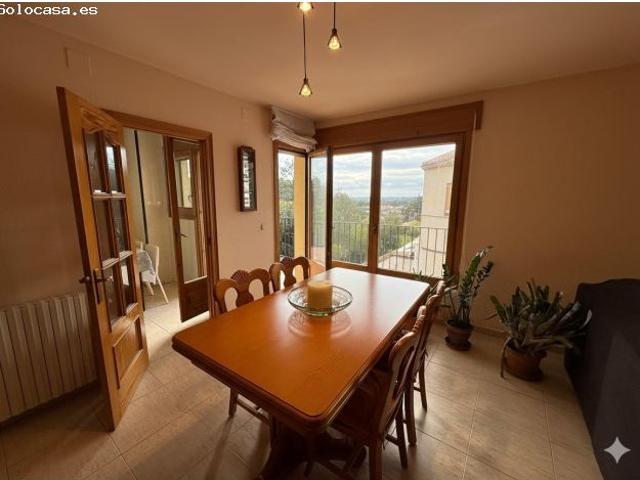 PISO LUMINOSO Y AMPLIO CON GARAJE EN SANTA EUGÈNIA DE BERGA