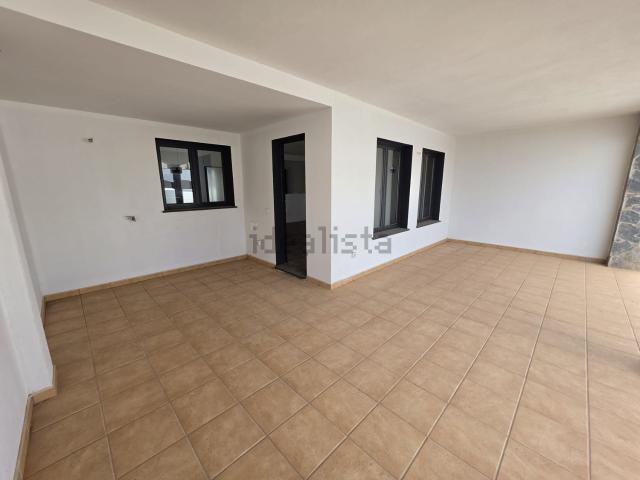 Piso, La Oliva