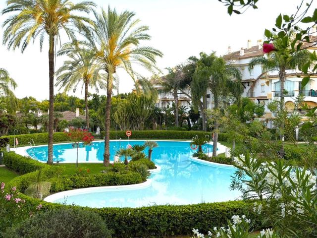 Piso, La Carolina Guadalpín, Marbella