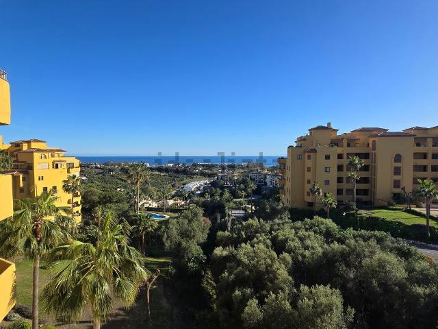 Piso, La Concha Resina Golf, Estepona