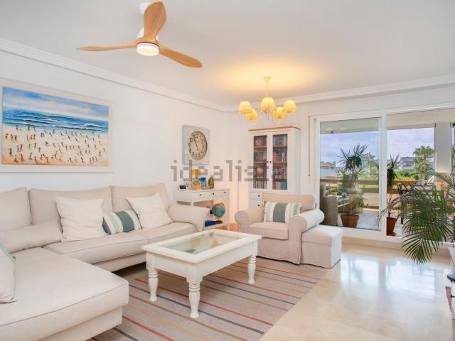 Piso, La Concha Resina Golf, Estepona