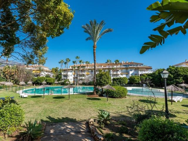 Piso, La Dama de Noche La Alzambra, Marbella