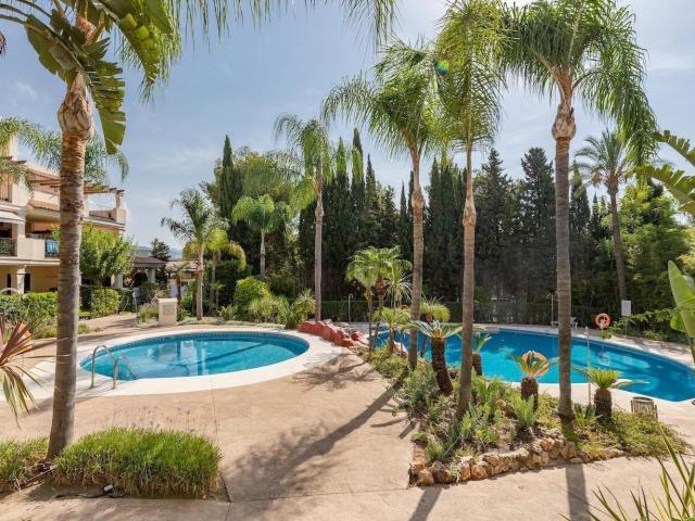 Piso, La Dama de Noche La Alzambra, Marbella