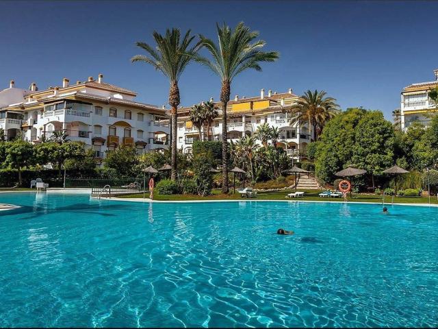 Piso, La Dama de Noche La Alzambra, Marbella