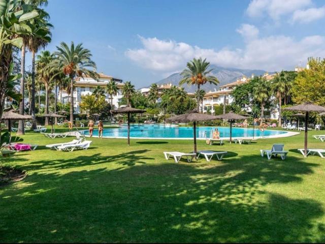 Piso, La Dama de Noche La Alzambra, Marbella