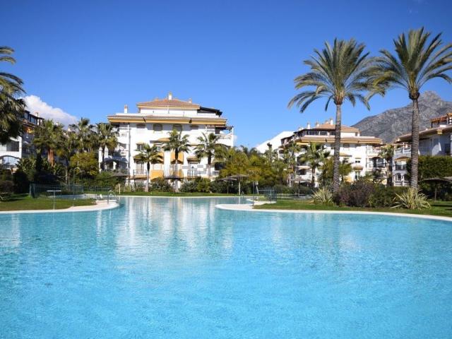 Piso, La Dama de Noche La Alzambra, Marbella