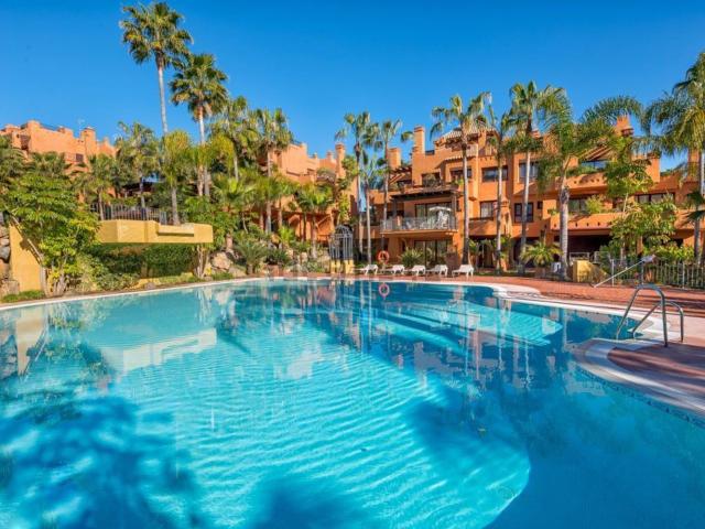 Piso, La Dama de Noche La Alzambra, Marbella