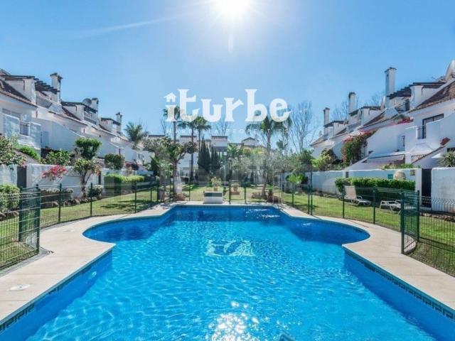Piso, La Dama de Noche La Alzambra, Marbella