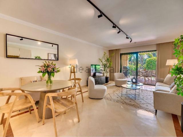 Piso, La Dama de Noche La Alzambra, Marbella