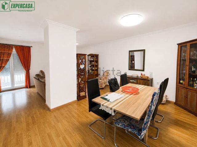 Piso, La Pobla de Vallbona