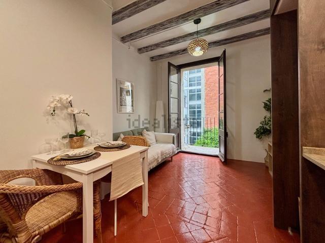 Piso, La Sagrada Família, Barcelona