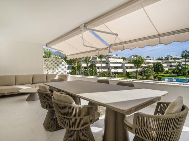 Piso, Las Brisas, Marbella