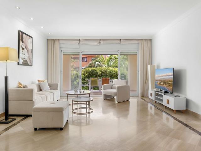 Piso, Las Brisas, Marbella