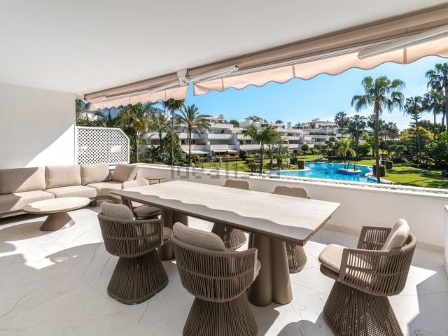 Piso, Las Brisas, Marbella