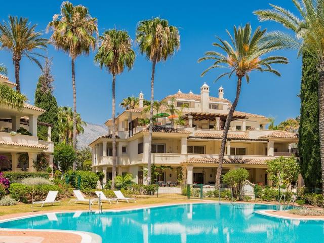 Piso, Las Brisas, Marbella