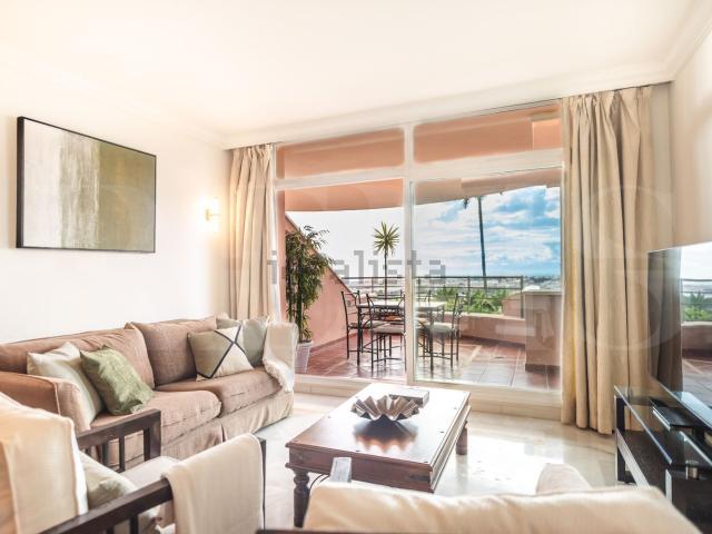 Piso, Las Brisas, Marbella