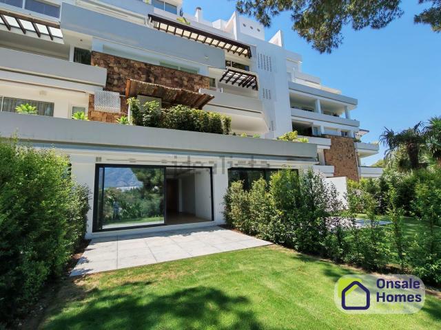 Piso, Las Brisas, Marbella