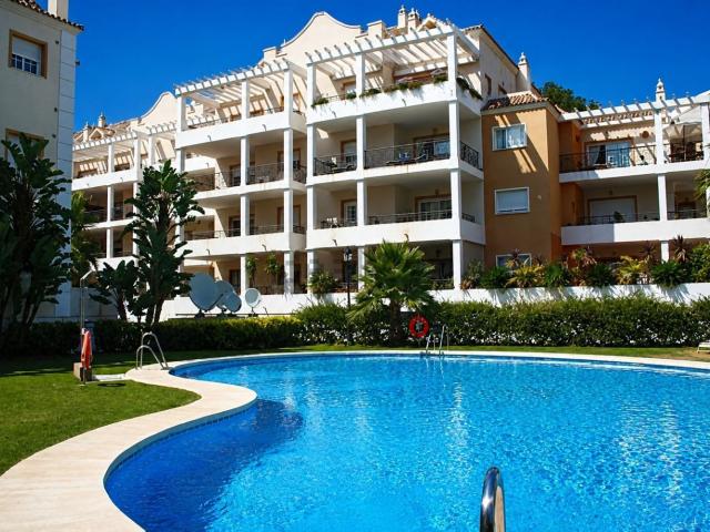 Piso, Las Brisas, Marbella