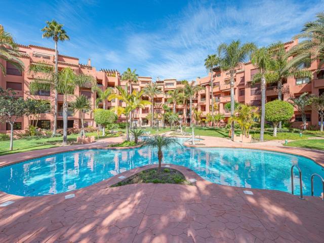 Piso, Las Chapas Alicate Playa, Marbella
