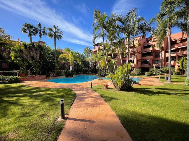 Piso, Las Chapas Alicate Playa, Marbella