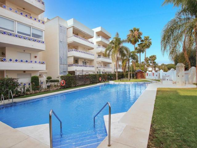 Piso, Las Chapas Alicate Playa, Marbella