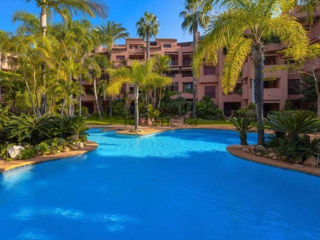 Piso, Las Chapas Alicate Playa, Marbella
