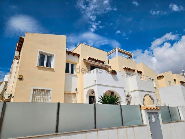 Piso, Las Filipinas, Orihuela