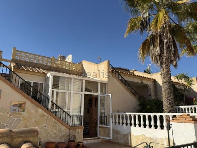 Piso, Las Filipinas, Orihuela
