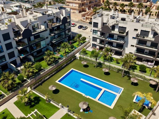 Piso, Las Filipinas, Orihuela
