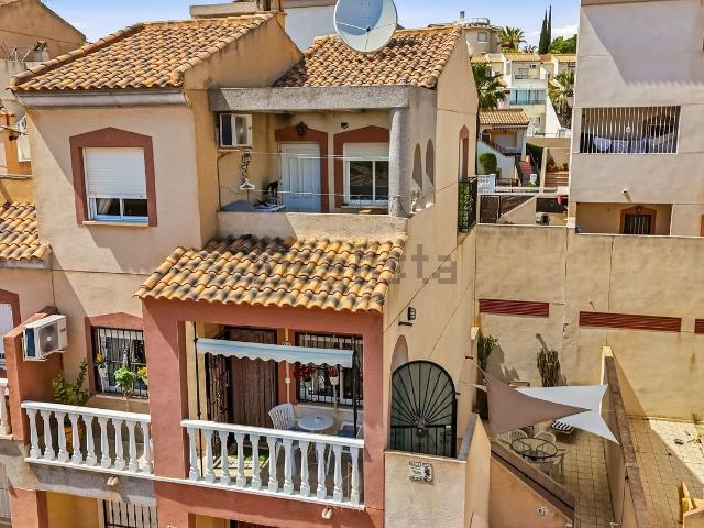 Piso, Las Filipinas, Orihuela