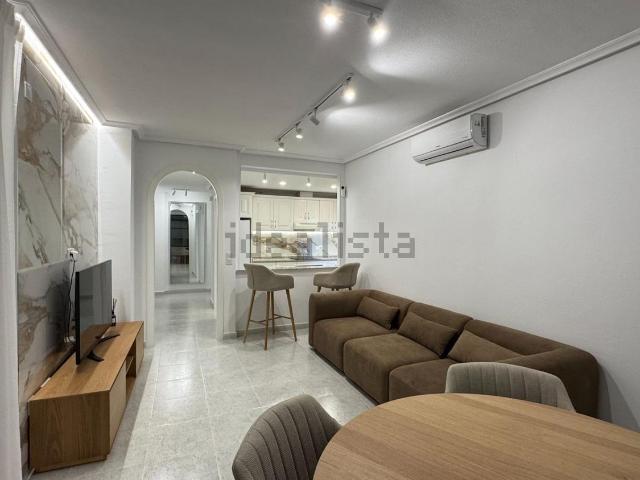 Piso, Las Filipinas, Orihuela