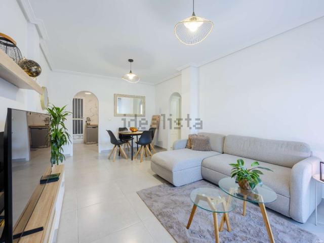 Piso, Las Filipinas, Orihuela