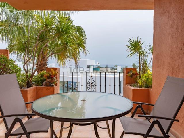 Piso, Las Lomas de Río Verde, Marbella