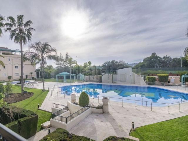 Piso, Las Lomas de Río Verde, Marbella