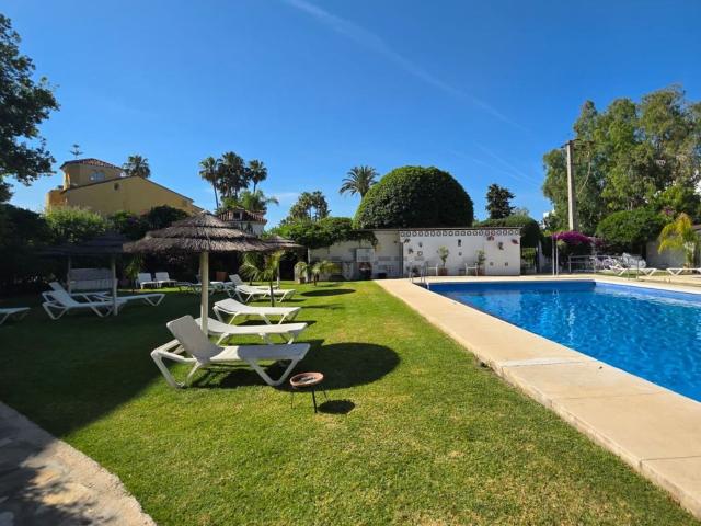 Piso, Las Lomas de Río Verde, Marbella