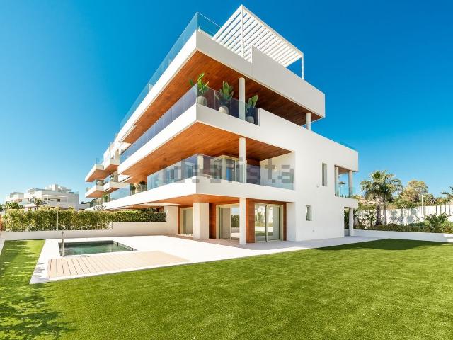 Piso, Las Lomas de Río Verde, Marbella