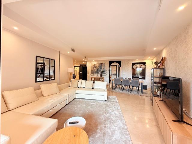 Piso, Las Lomas de Río Verde, Marbella