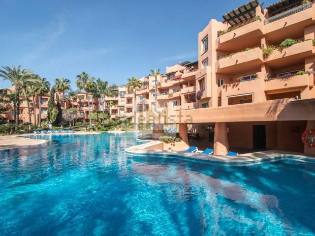 Piso, Las Lomas de Río Verde, Marbella