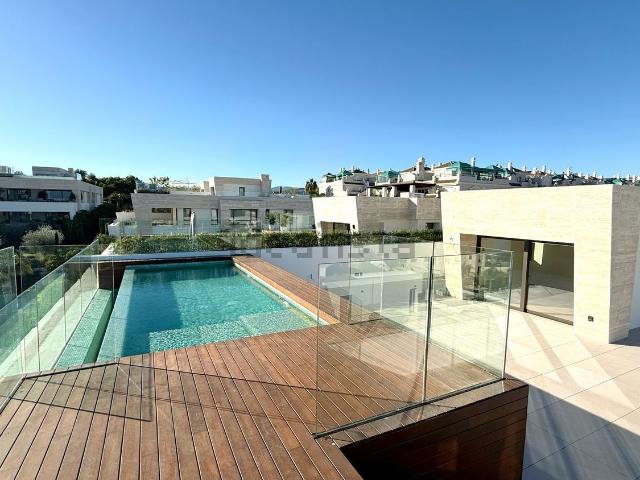 Piso, Las Lomas de Río Verde, Marbella